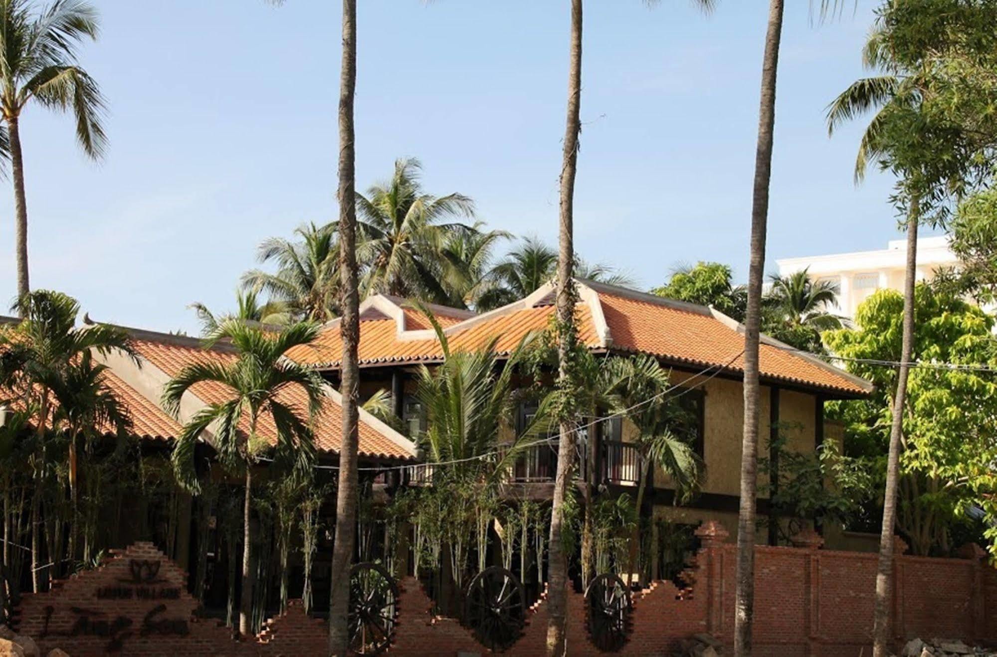 Lotus Village Resort Mui Ne Esterno foto