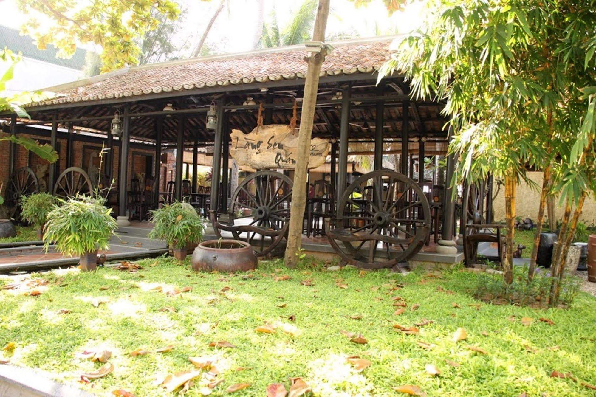 Lotus Village Resort Mui Ne Esterno foto